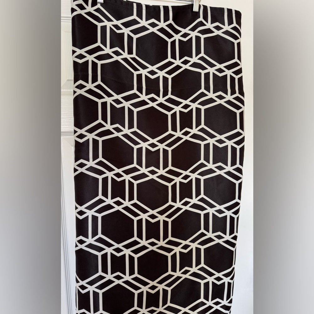 Geometric Black and White Curtains - Picture 9 of 12